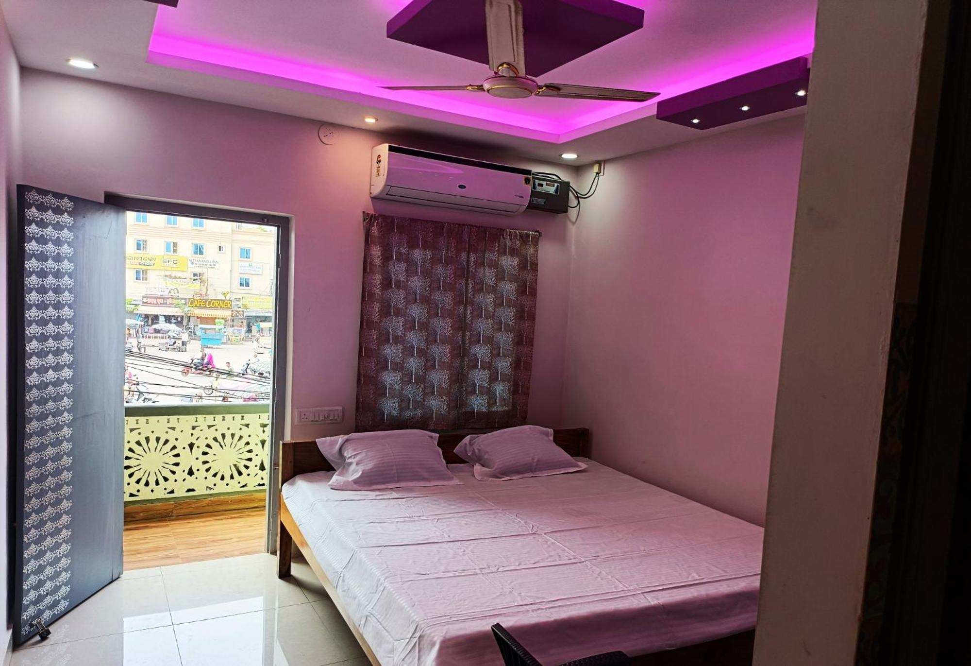 Hotel Grand View Puri Eksteriør bilde