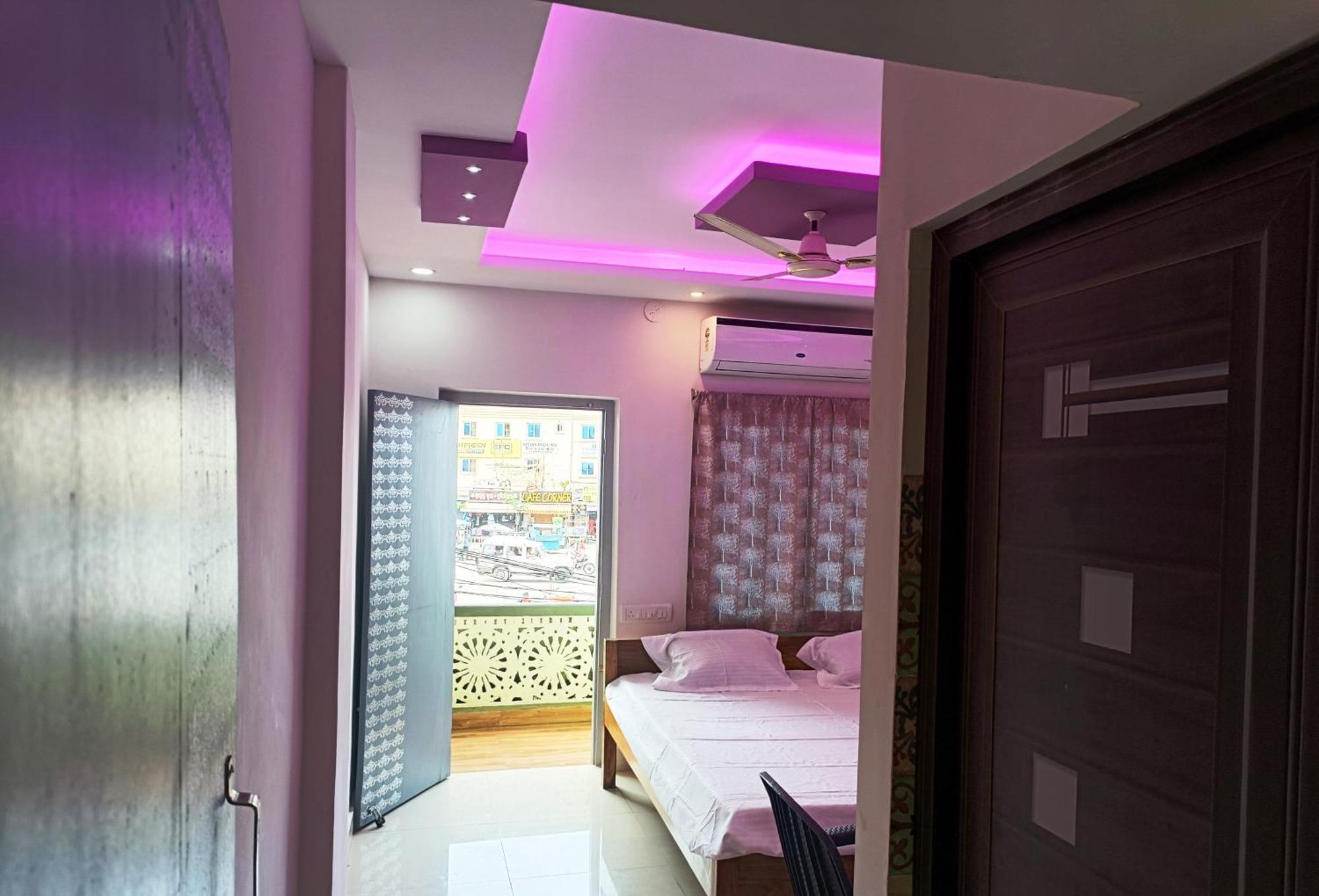 Hotel Grand View Puri Eksteriør bilde