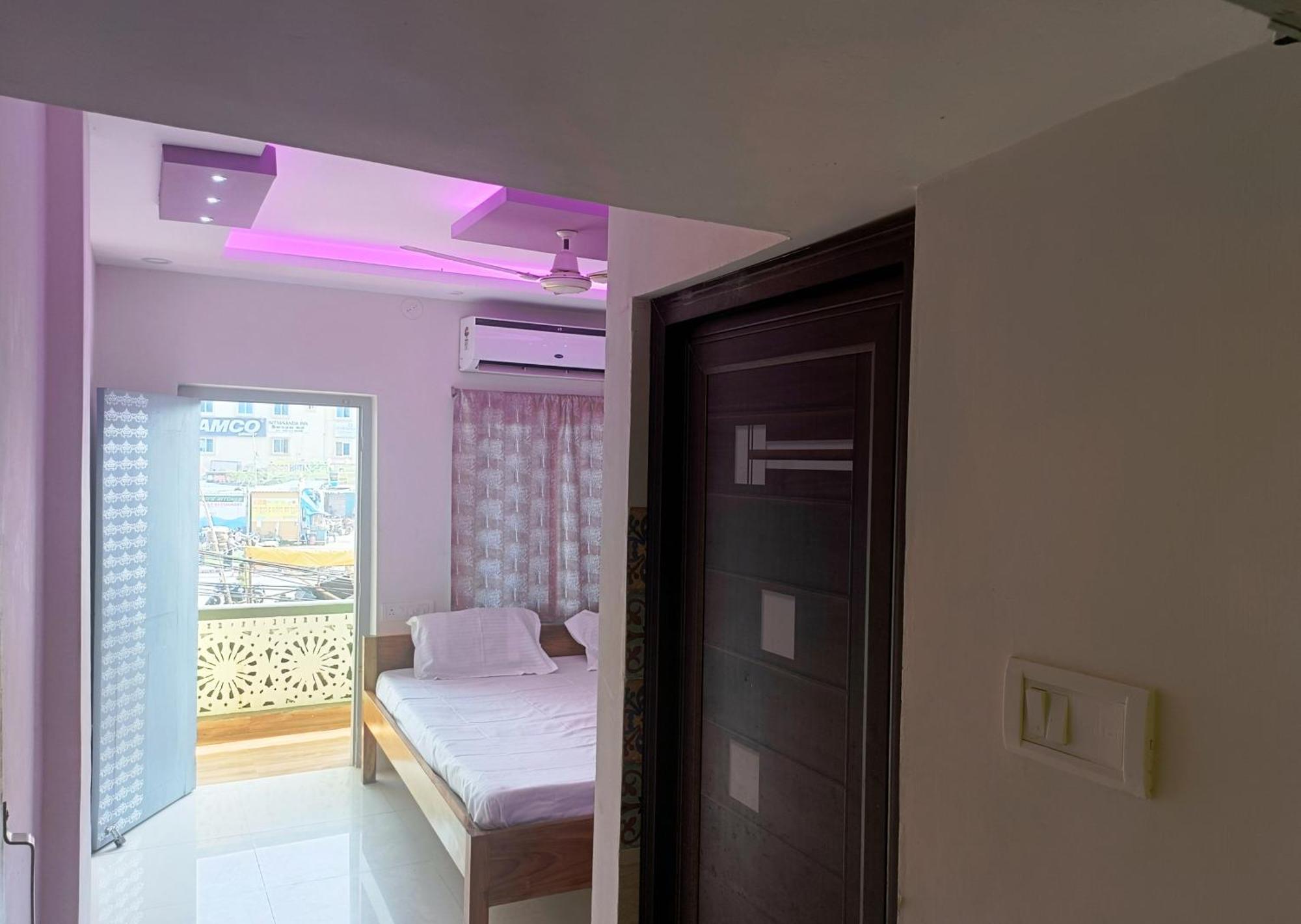Hotel Grand View Puri Eksteriør bilde