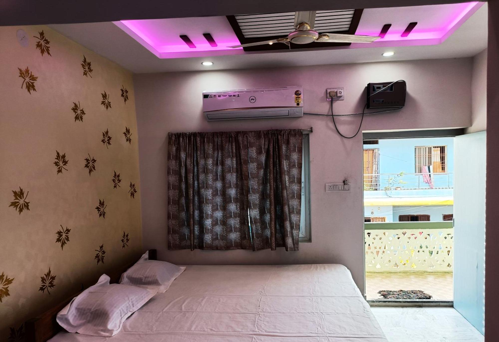 Hotel Grand View Puri Eksteriør bilde